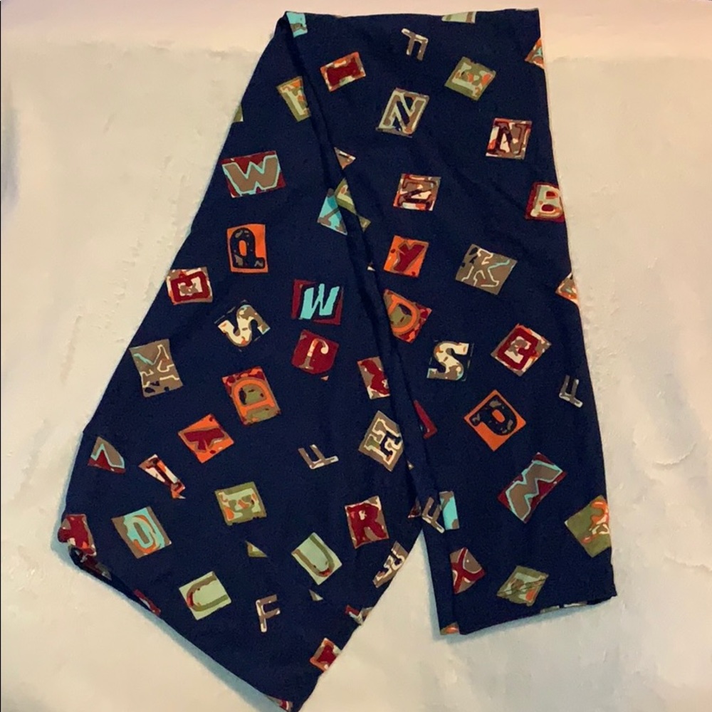 LuLaRoe TC Navy Alphabet Leggings